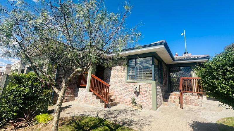 3 Bedroom Property for Sale in Reebok Western Cape